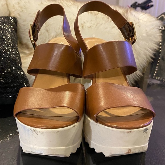 Beautiful “ Call it Spring “ Caramel Sandal - Picture 3 of 16